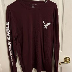American eagle maroon long sleeve